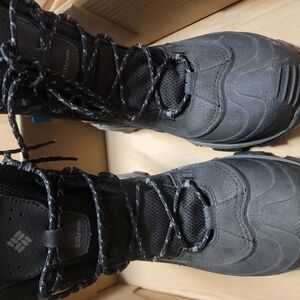 Columbia Bugaboot II - Women's 9